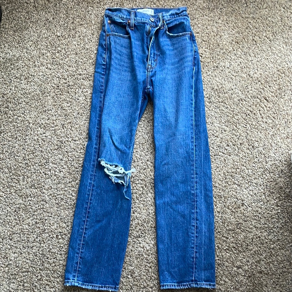 Straight leg ripped jeans